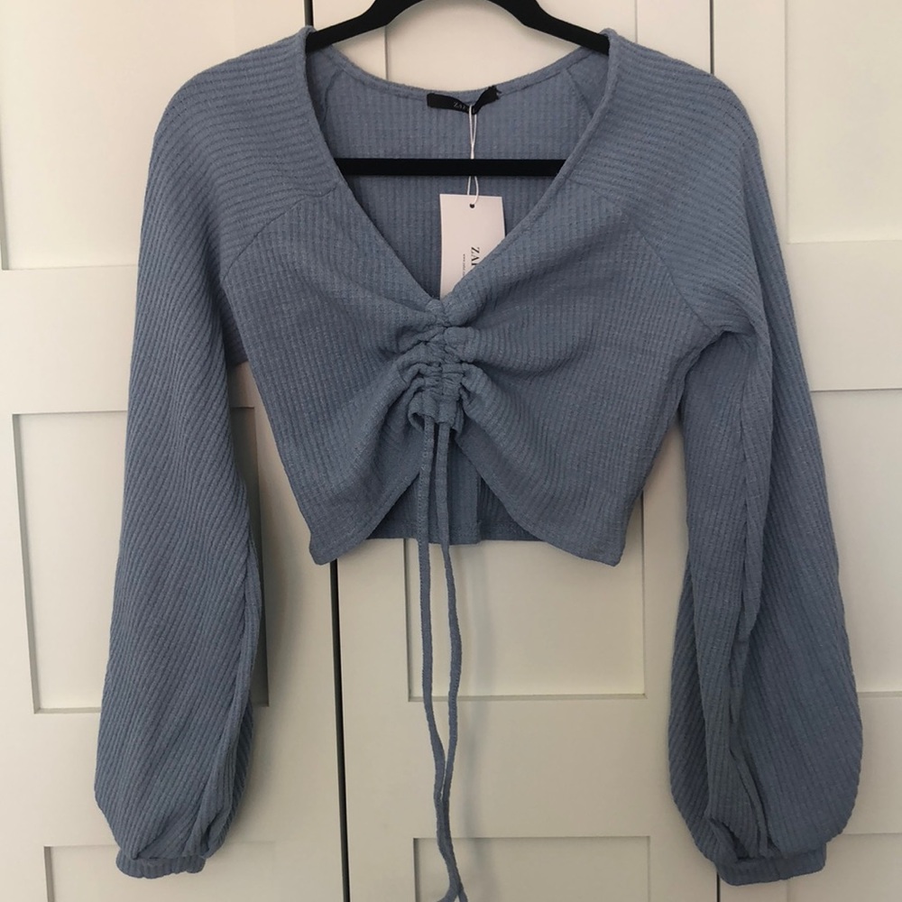 Blue crop w tags never worn
